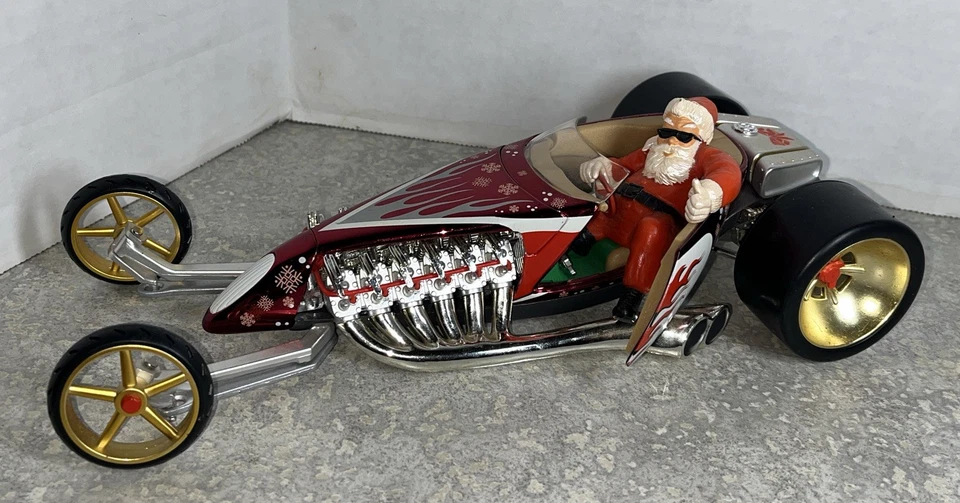 Holiday Hot Wheels 2001 Santa’s Slightly Modified 1/18 Scale Dicast Christmas655 - Image 2 of 4