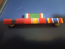 US Marines USMC Lot Of (4) Mounted Ribbons On Metal Bar (26-571)