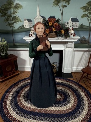 Marie Curie Dressed Half Doll L.E. Miniature Complete