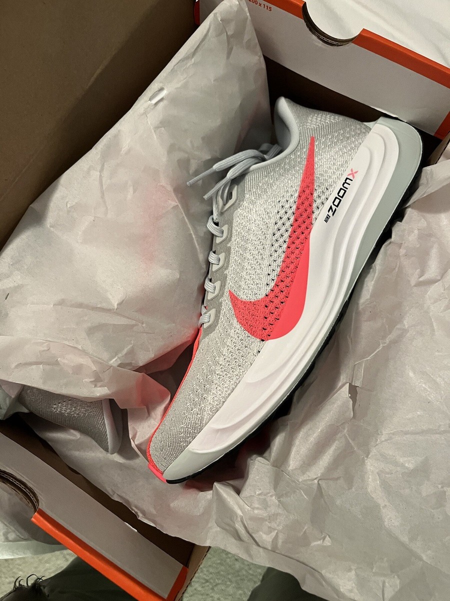 ◆正規品◆NIKE PEGASUS PLUS BARELY GREY HOT PUNCH◆関税込◆ Nike Pegasus Plus Barely Grey Hot Punch Men's 8.5 New In Box