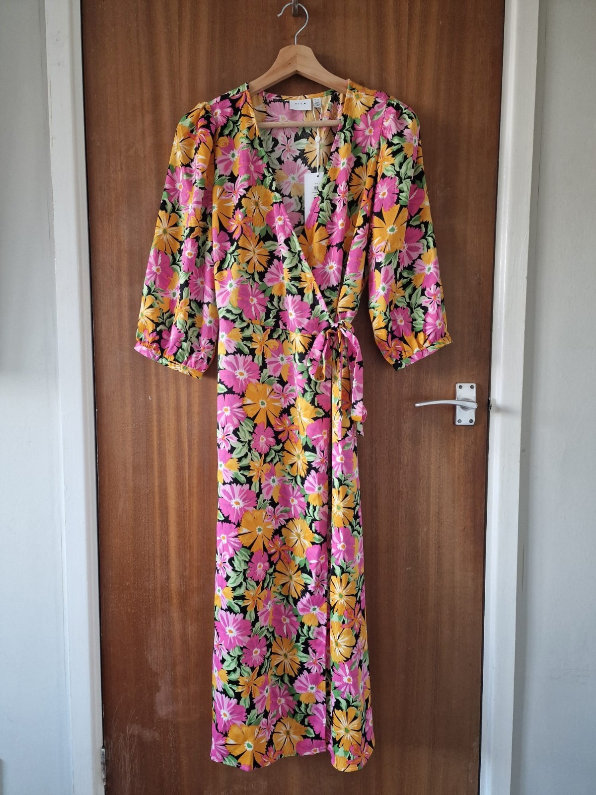 Vila Wrap Dress Size 38 UK 10 Pink Orange Black Floral