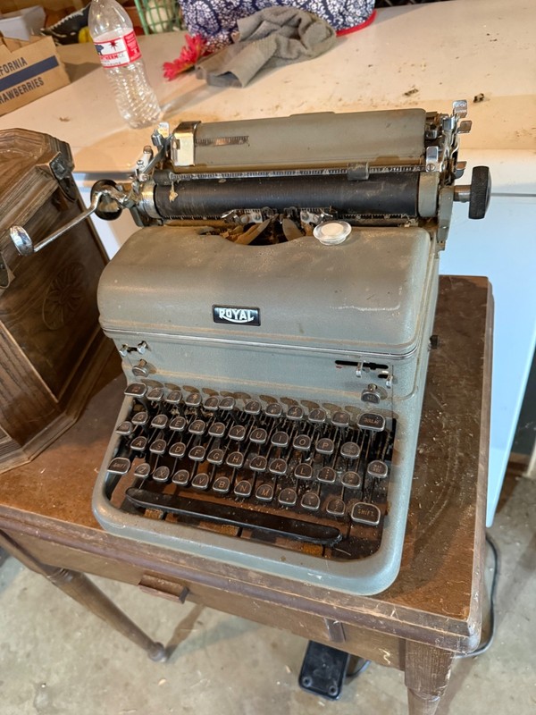 royal KMG typerwritter