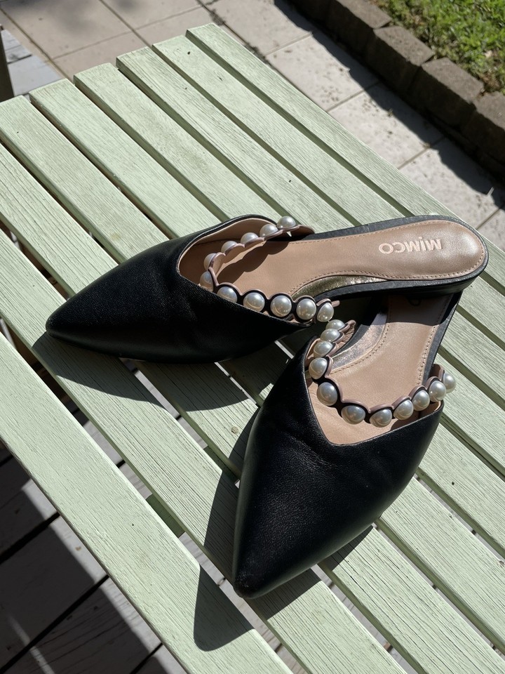 Mimco whirlpool Mules with pearl derail
