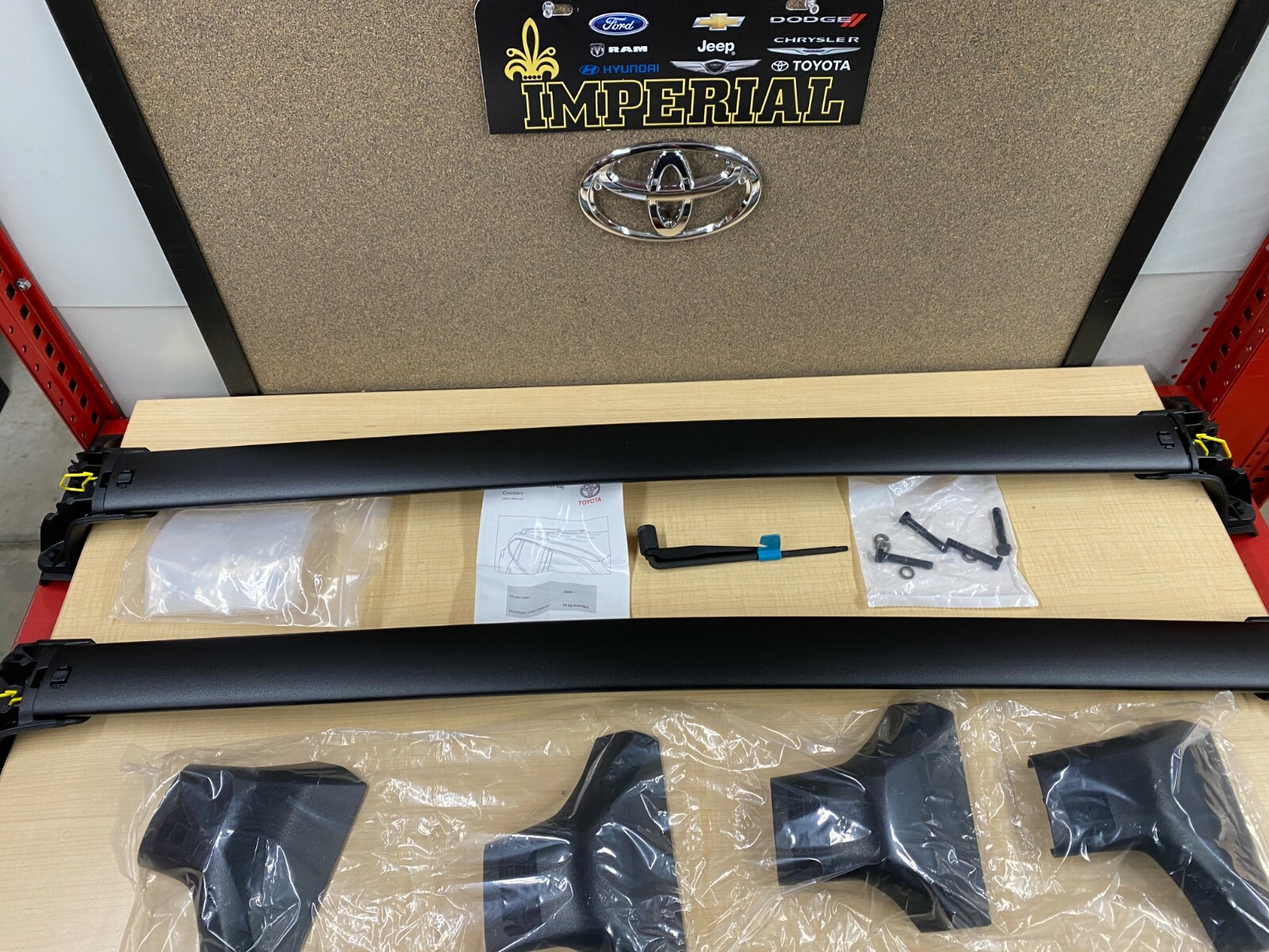 20202023 TOYOTA HIGHLANDER GENUINE ROOF RACK CROSS BARS XLE LIMITED