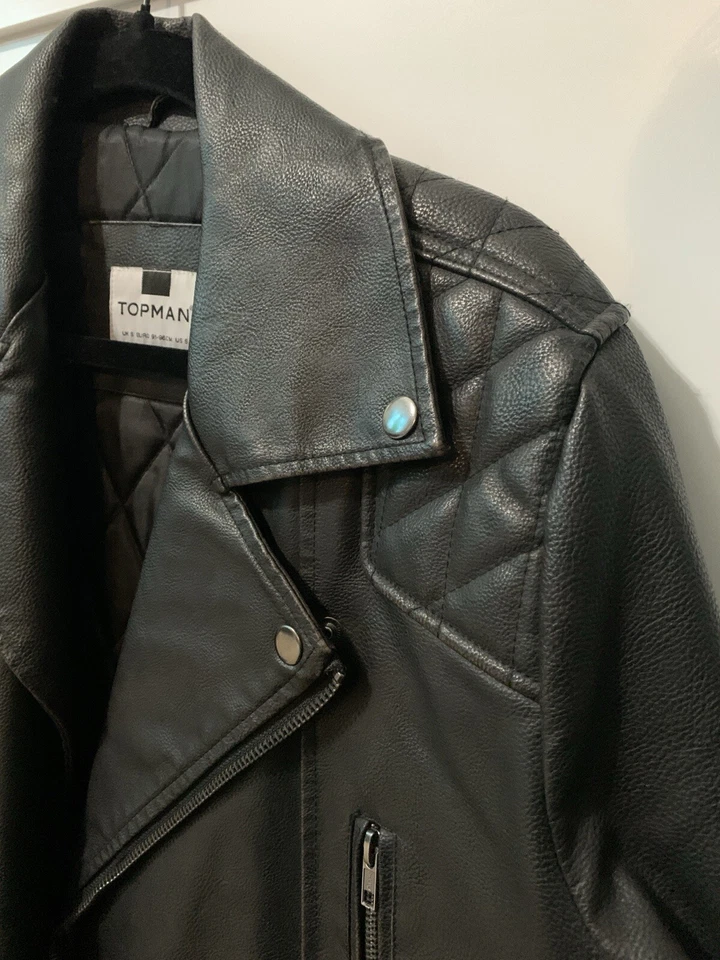 Top Hombre Cuero Artificial Moto Jackry Foto 2 de 4