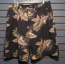 Wave Zone Hawaiian Board Shorts Mens Sz. 38