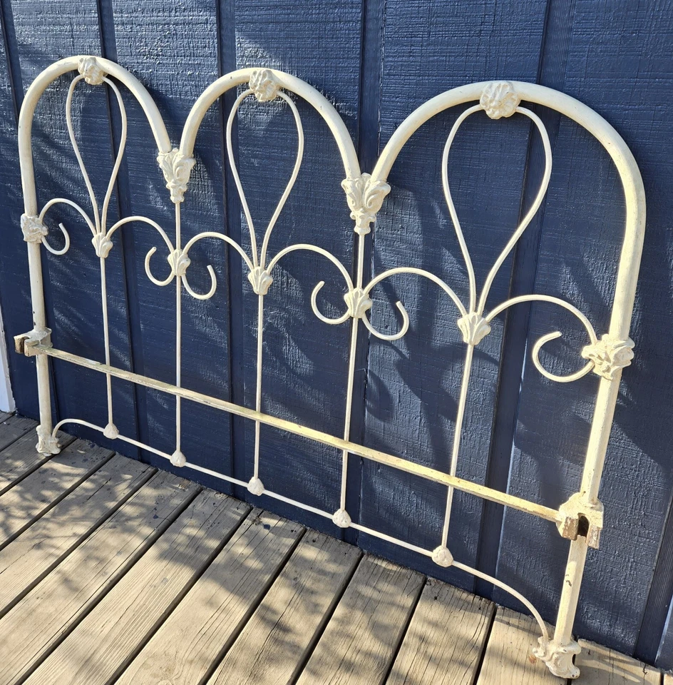 Cabecero y pie de cama de hierro antiguo rústico tamaño completo estilo granja victoriano Foto 2 de 4