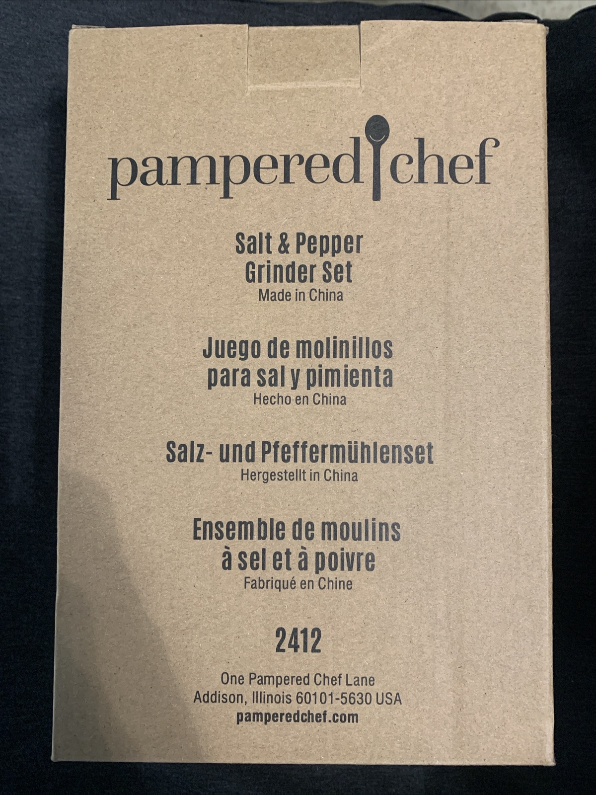 Pampered Chef Elegant SALT & PEPPER GRINDER SET Beautiful & Practical