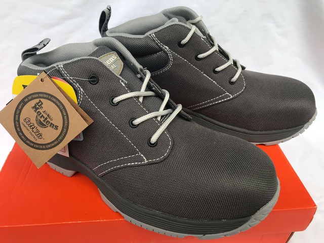 dr martens chukka safety boots