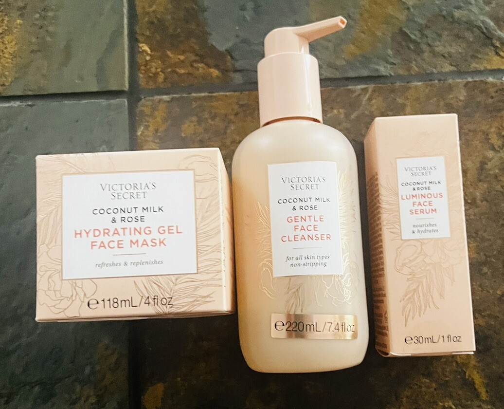 Victoria's Secret Coconut Milk & Roseセット Victoria's Secret Coconut Milk & Rose Fragrance Mist & Body