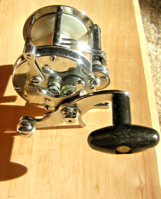 Vintage Pflueger Rocket Model 1375 casting reel-Nice | eBay