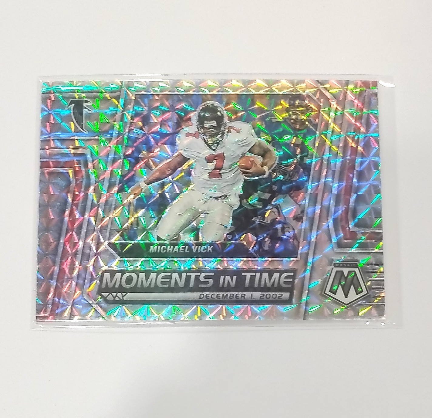 Michael Vick 2023 Panini Mosaic Football Moments in Time Silver Prizm #MT-16