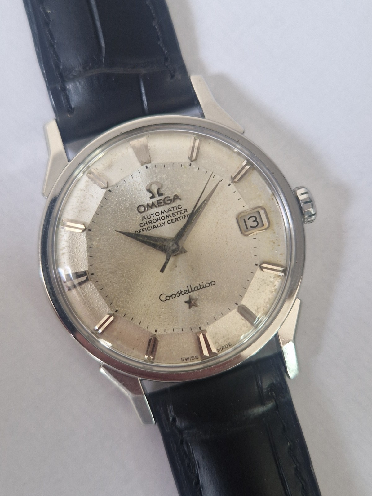Omega Constellation Wristwatch From 1962. Reference 14902.