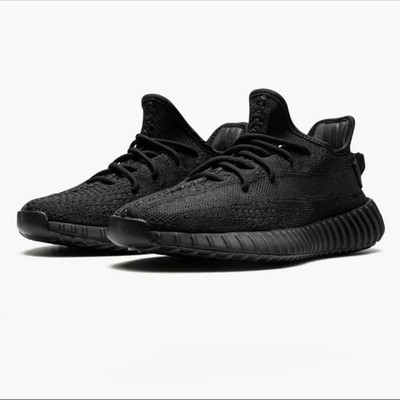 Adidas Yeezy Boost 350 V2 Black Non-Reflective FU9006   Size 4.5W