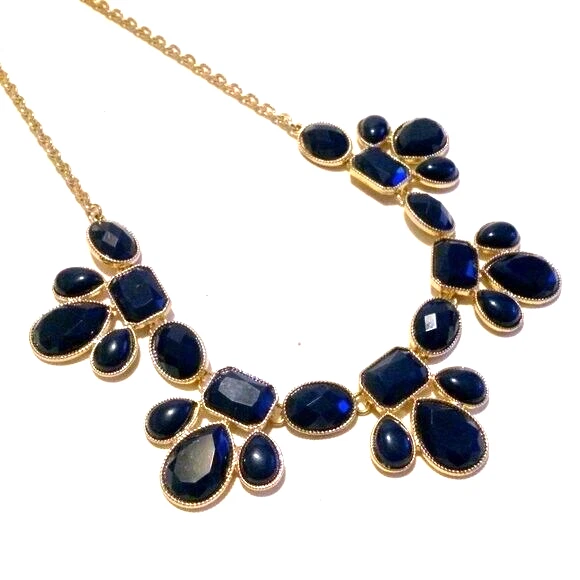 Navy blue statement necklace deals