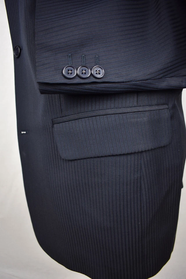 Bachrach 黑色带蓝色条纹 100% 羊毛三扣两件套装尺寸:42R — 第 4/4 张图片