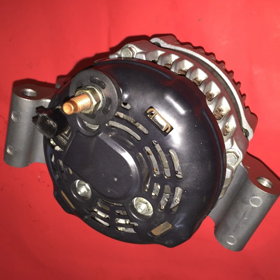 Dodge Durango V-8 2012 a 2016 motor de 5,7 litros alternador 220 amperios Foto 4 de 4