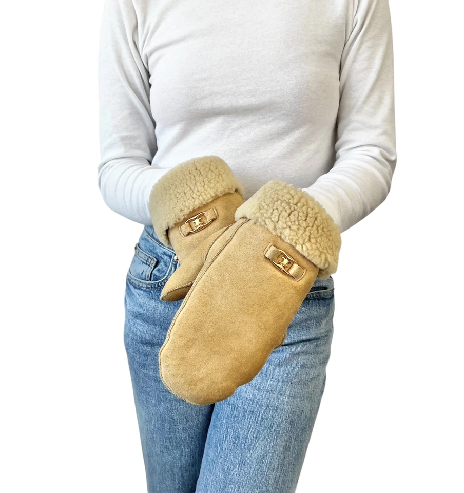 Guantes CELINE Vintage Macadam Logo Mouton Mitones Beige Dorado Cuero Foto 2 de 4