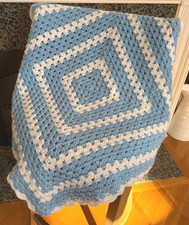 Crochet Granny Square Blanket Lap Afghan Wrap Baby Worsted 33" x 33" Blue White