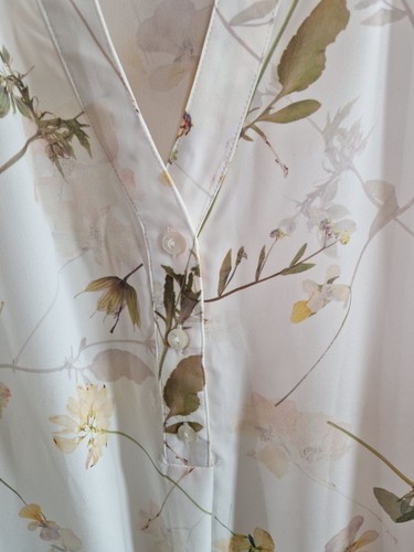 Ladies Beach Cover-Up Top size 16 - Sheer Lightweight Fabric - Picture 3 of 6