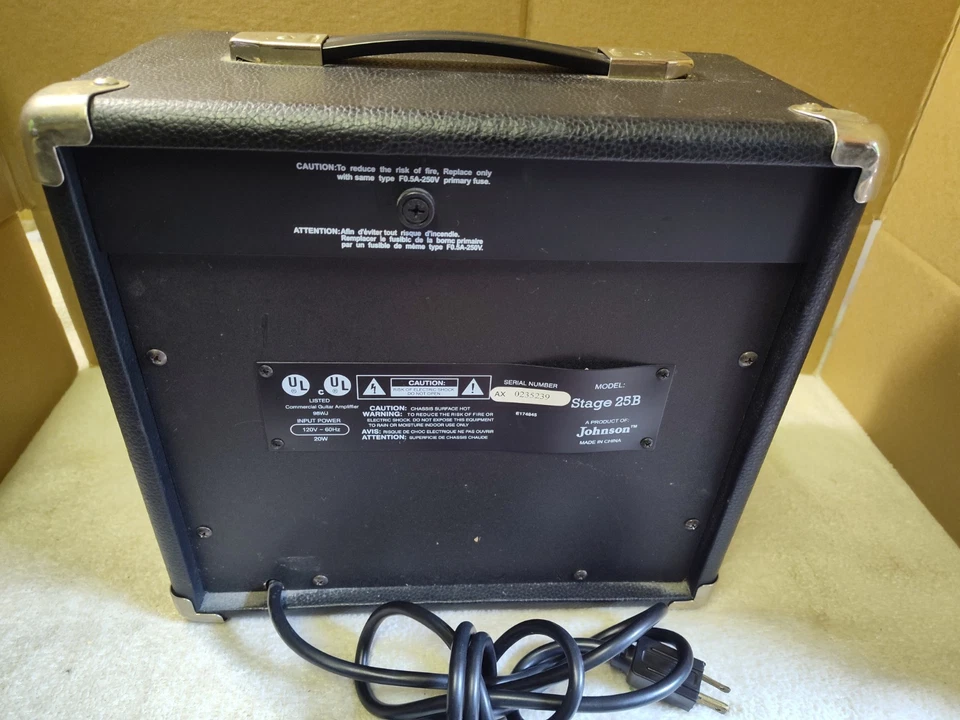 Amplificador de guitarra Johnson Stage 25 B, limpio, probado ✓ Foto 4 de 4