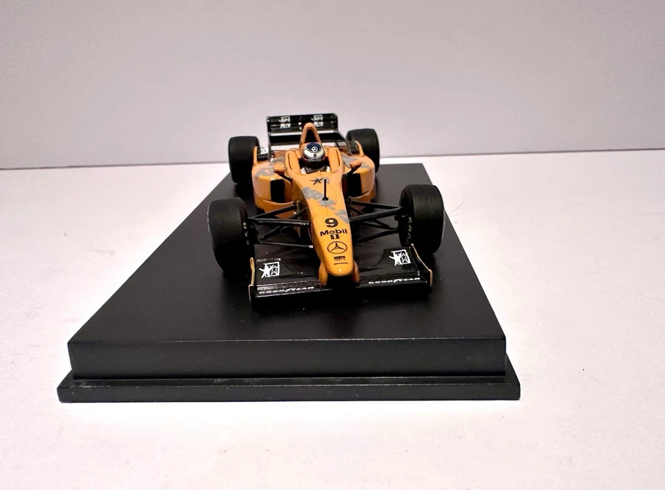 Coche de prueba Minichamps McLaren Mercedes MP4/12 M.Hakkinen escala 1/43 coche de Fórmula 1 Foto 4 de 4