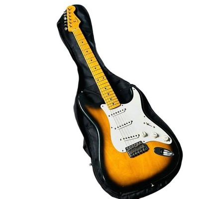 E-Gitarre Fender Stratocaster Crafted in Japan Sunburst SN Q002741 getestet