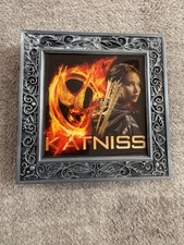 NECA The Hunger Games Katniss Decorative Meta...