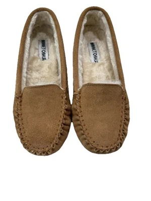 Minnetonka Men’s Tan Suede Moccasin Slippers Fleece Lined Cozy Indoor Outdoor - Image 1 of 4