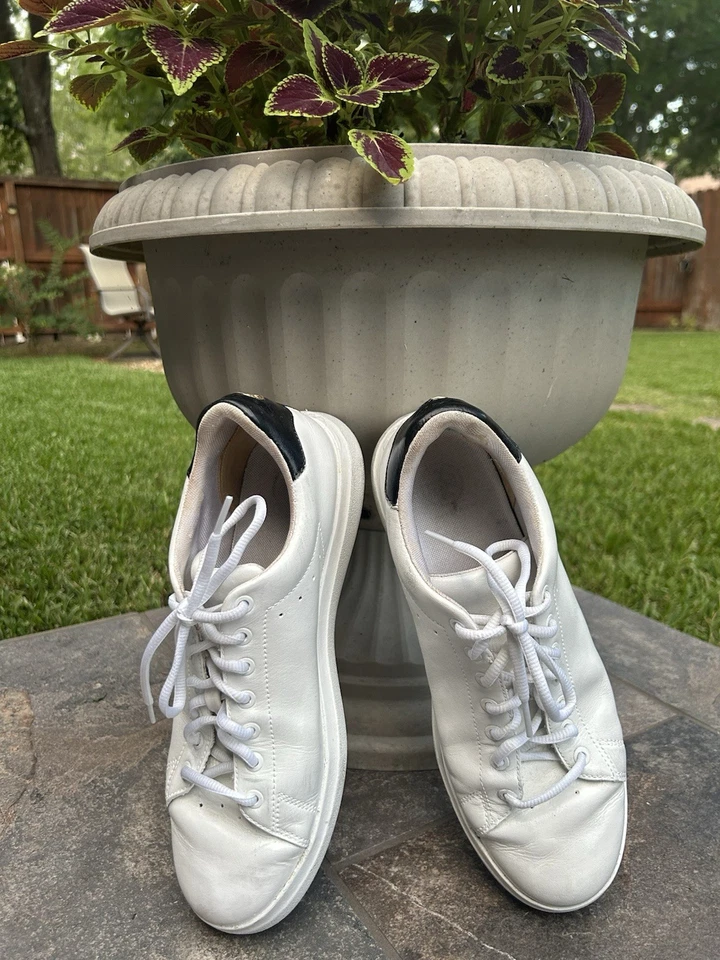 Zapatillas de corte Howell para mujer Tory Burch blancas y negras talla 8,5 Foto 2 de 4