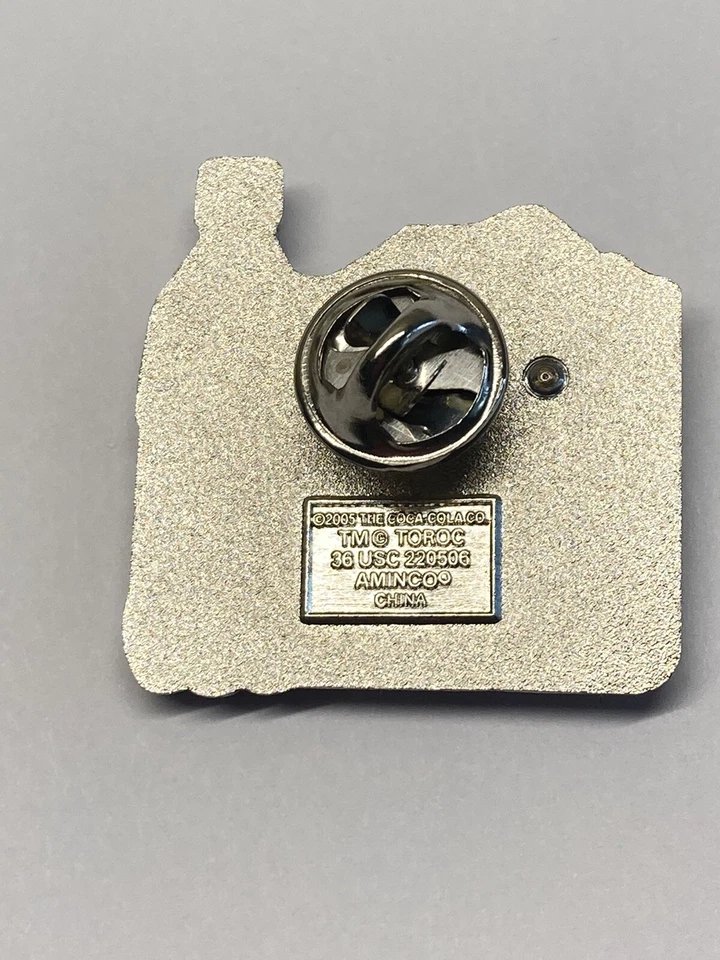 Torino 2006 Olympics Freestyle Ski Lapel Pin Enamelled Mountains Dasani Water - Image 4 of 4