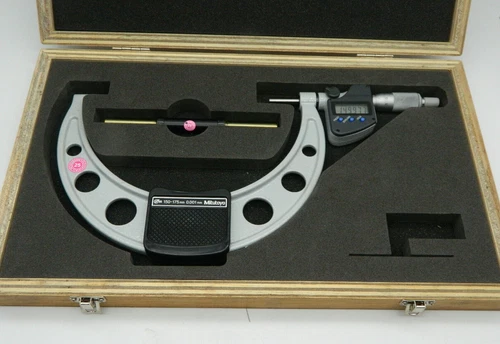 Mitutoyo 293-252-30 Digital Micrometer, 150-175 SPC Output