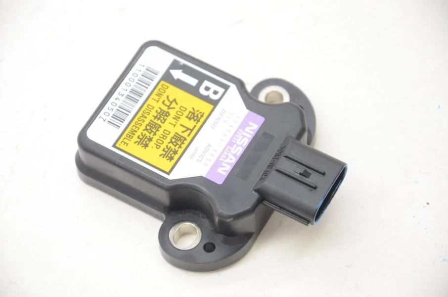 Sensor de velocidad de guiñada Nissan Pathfinder SL 2013-2016 1745006450 Foto 3 de 4