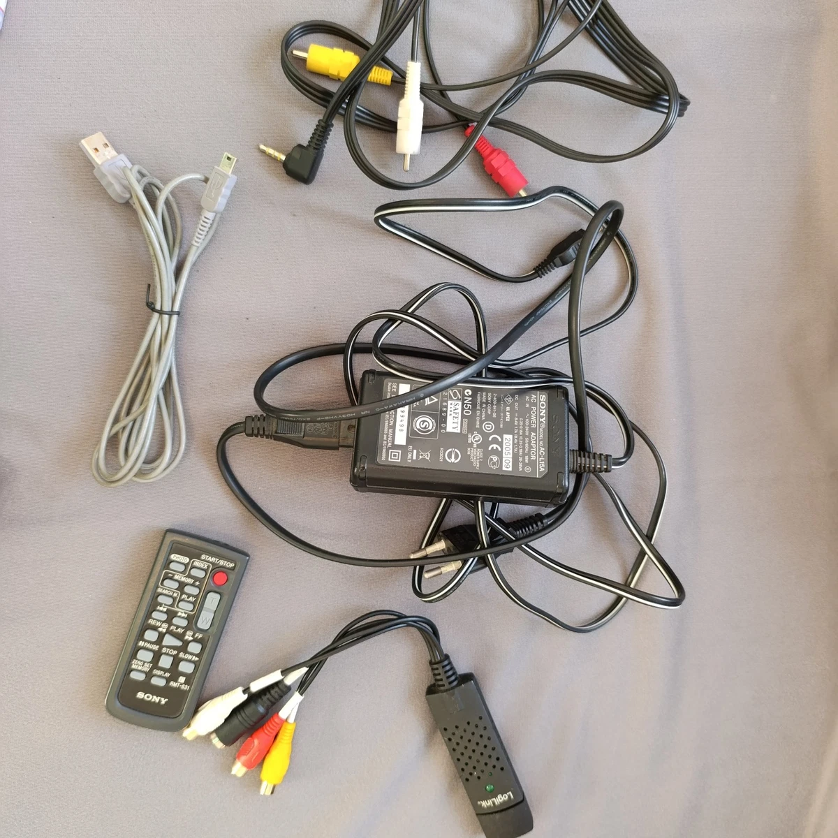 Videocámara Sony Handycam DCR-TRV480E Digital8 Hi8 Video8 paquete en caja - PROBADA