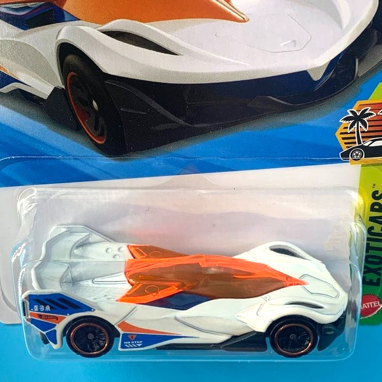 HOT WHEELS 2026 X-CCELERON WHITE 75/250 JJH43 EXOTICARS NEW MODEL