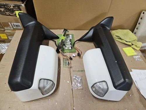 Used Painted White Tow Mirrors w/ Temp Sensor For 2009-2018 Ram 1500 2500 3500