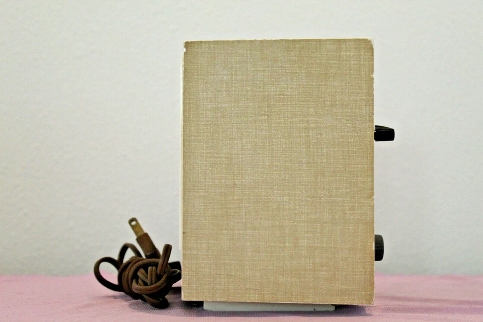 Radio Reloj RCA VICTOR RJD35B AM Taupe Estado Sólido (1967) Piezas/Reparación Foto 3 de 4