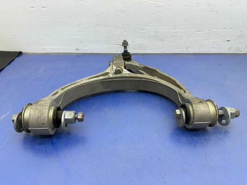 2022 - 2024 JEEP WAGONEER WS LH 5.7L 4X2 BRAÇO DE CONTROLE INFERIOR DIANTEIRO ESQUERDO *50K MILHAS - Imagem 4 de 4