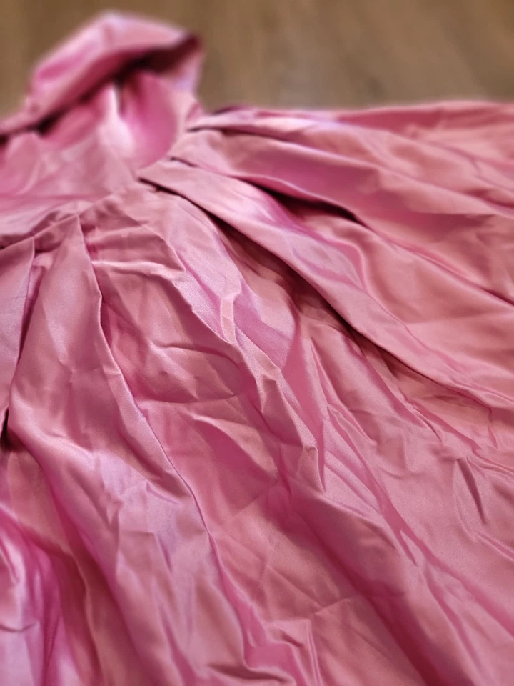 Girls Size 6-8 Large Princess Off The Shoulder Dress Gown Pink Aurora - Image 4 of 4