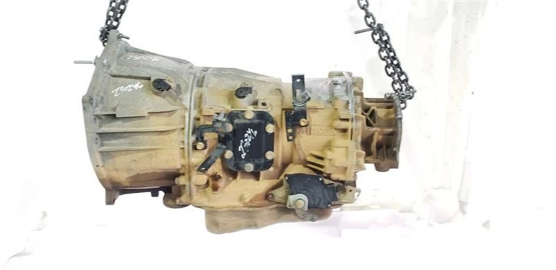 2004 Chevrolet Silverado 3500 OEM Automatic Transmission 6.6L 4WD  - Image 2 of 4