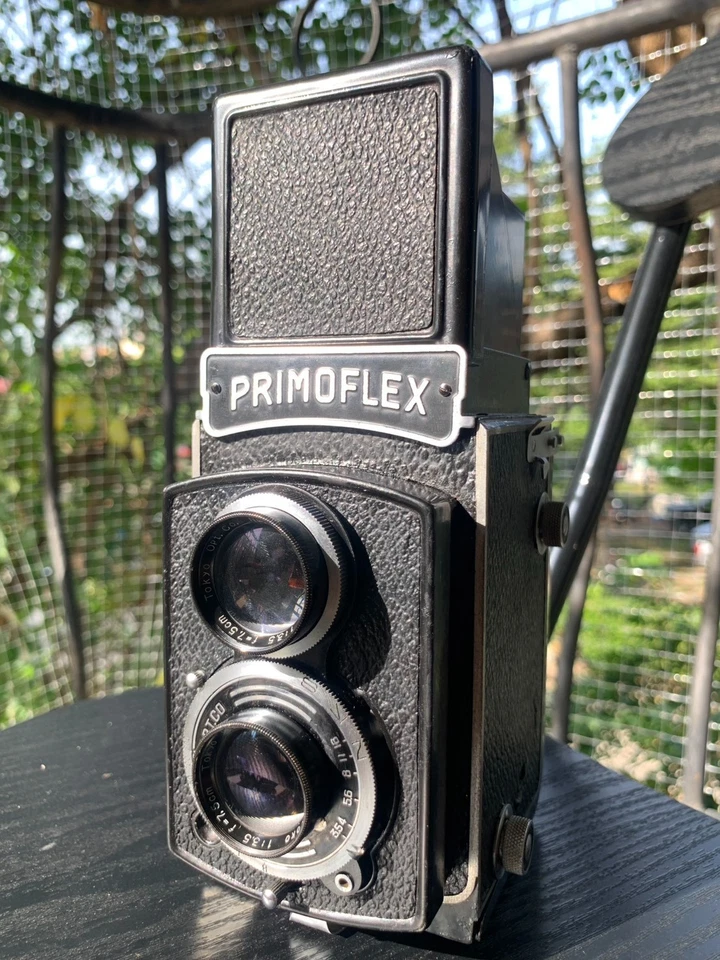 Cámara PrimoFlex TLR de colección de los años 50 de Tokyo Optical Co. lente 75 mm f/3,5 Japón Foto 2 de 4