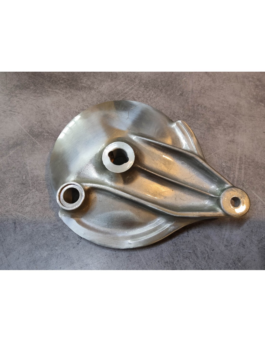Flasque de frein arrière HONDA anti-vibration pour tambour CD125 vintage