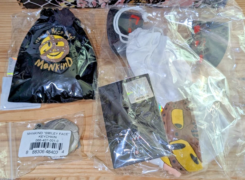 WWE MICK FOLEY HUMANIDAD CACTUS JACK CAJA DE COLECCIONISTA COMPLETA 1 DE 750 EDICIÓN LIMITADA. Foto 4 de 4