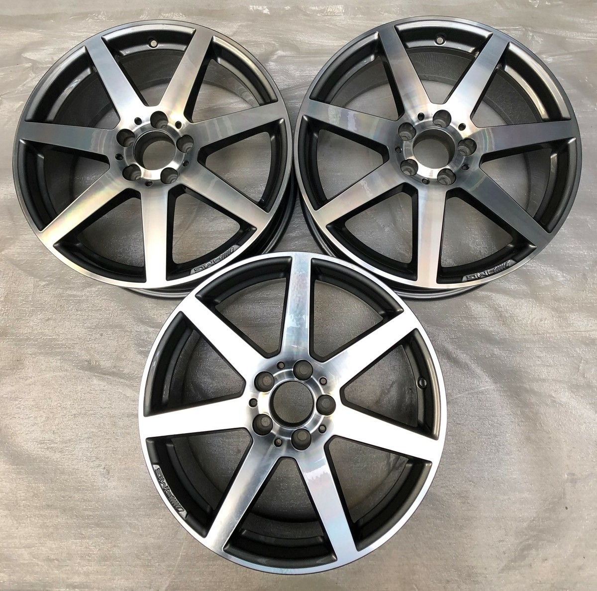 廃盤品！wtw アルミラー　180×90 1 Genuine Mercedes-Benz Alloy Wheel AMG 8.5Jx18 ET54 A2044019902 C