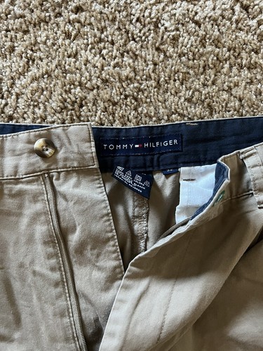 Tommy Hilfiger Mens Preowned Shorts, Size: 32 Tan JR18+6 - Picture 2 of 3
