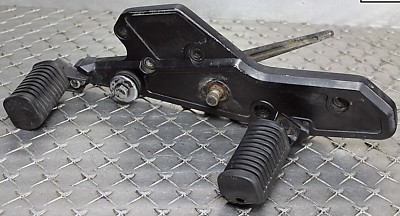 Z1100GP KZT10B Fussrastenanlage rechts Fussraste Footpeg Right Raste GPZ1100