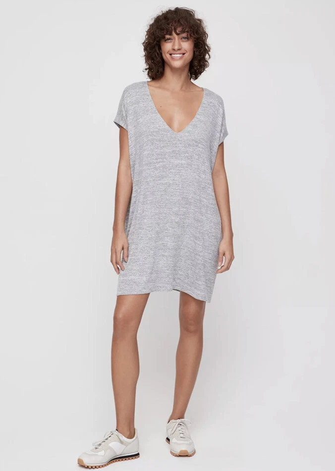 Aritzia t shirt clearance dress
