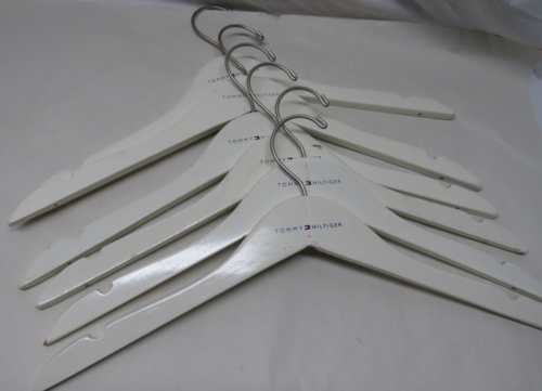 Tommy Hilfiger White WOODEN Clothes Hangers Store Display Lot Of 6 - 第 1/3 張圖片
