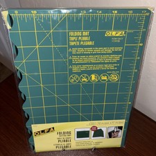 Olfa 1119735 OLFA Folded Cutting Mat-12"X17"