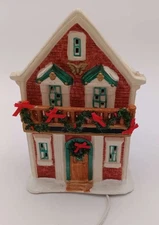 Christmas Valley Mainstreet Collection Lighted House 1992 Building w/ Box